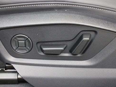 New 2026 Audi Q8 Premium Plus image 19