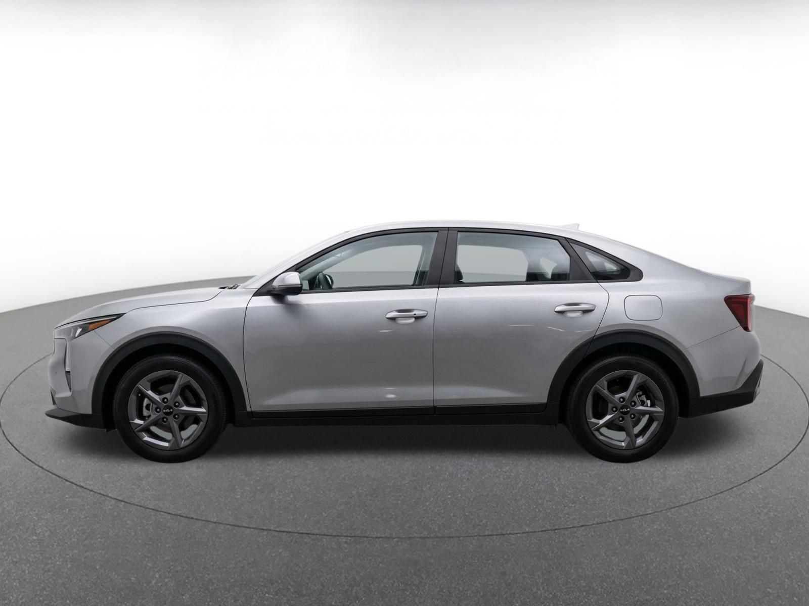 Used 2026 Kia K4 FWD image 4