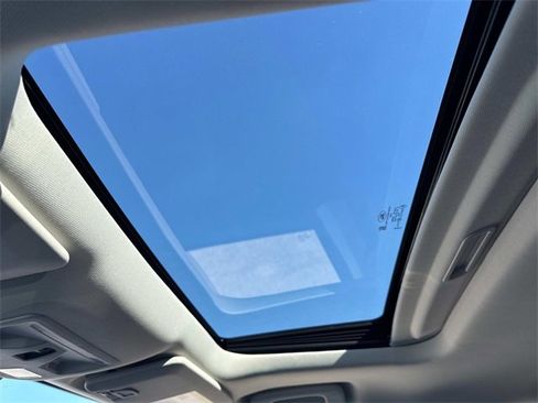 Used 2025 Ford Maverick XLT w/ Equipment Group 302A image 34