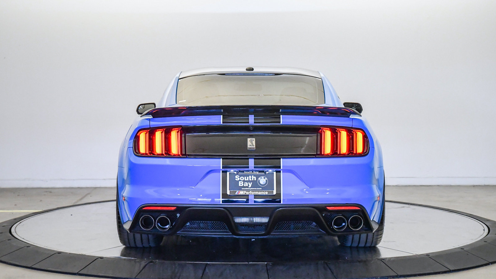Used 2017 Ford Mustang Shelby GT350 w/ Electronics Package RWD image 3