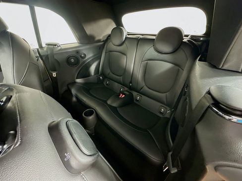 Used 2016 MINI Cooper S image 22