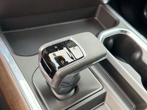 New 2026 Chevrolet Silverado 1500 High Country w/ Technology Package image 17