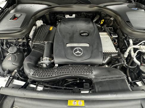 Used 2019 Mercedes-Benz GLC 300 4MATIC image 41