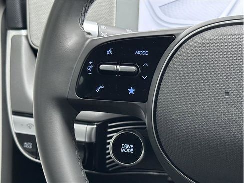 Used 2024 Hyundai Ioniq 5 SE image 19