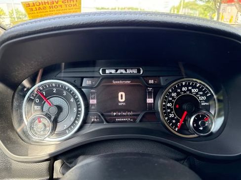 Used 2021 RAM 1500 Laramie AWD/4WD image 12