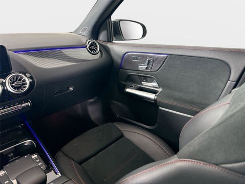 Certified 2023 Mercedes-Benz GLA 250 4MATIC image 28