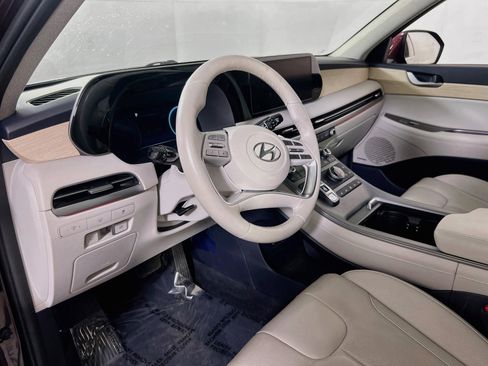 Used 2024 Hyundai Palisade Limited AWD/4WD image 9