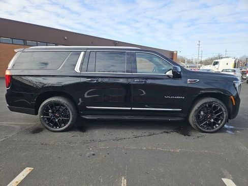 New 2026 GMC Yukon XL Elevation AWD/4WD image 6