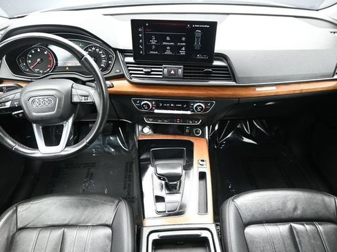 Used 2022 Audi Q5 2.0T Premium w/ Convenience Package AWD/4WD image 20