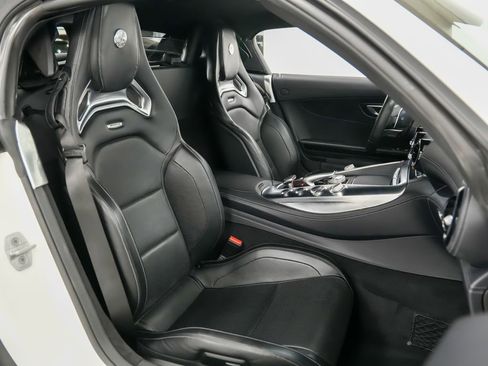 Used 2018 Mercedes-Benz AMG GT Roadster image 17