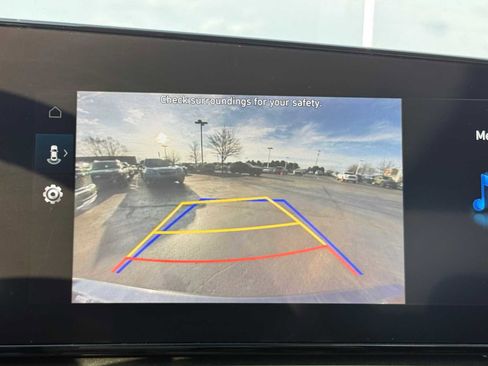 Used 2023 Hyundai Elantra SEL w/ Convenience Package image 30