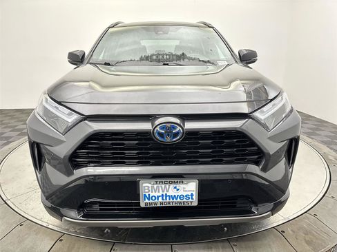 Used 2024 Toyota RAV4 XSE AWD/4WD image 14