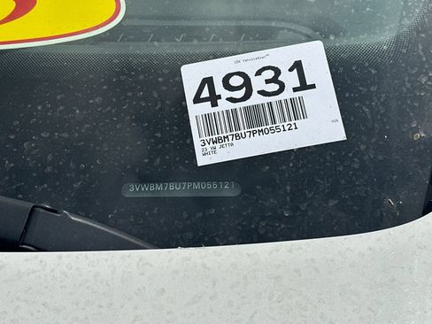 Used 2023 Volkswagen Jetta Sport FWD image 3