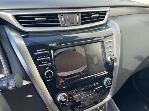 Used 2023 Nissan Murano SL image 14