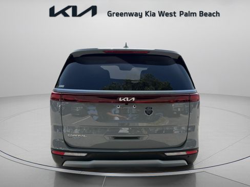 Certified 2024 Kia Carnival EX FWD image 6