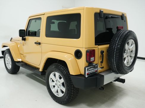 Used 2013 Jeep Wrangler Sahara w/ Connectivity Group image 6