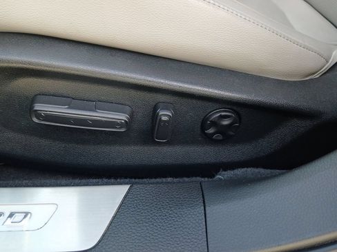 Used 2018 Honda Accord Touring image 32