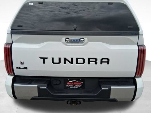 Used 2022 Toyota Tundra Limited AWD/4WD image 4