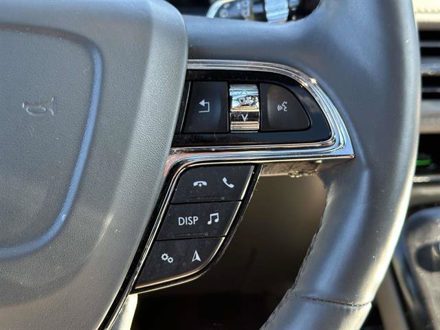 Used 2022 Lincoln Nautilus Reserve AWD/4WD image 16