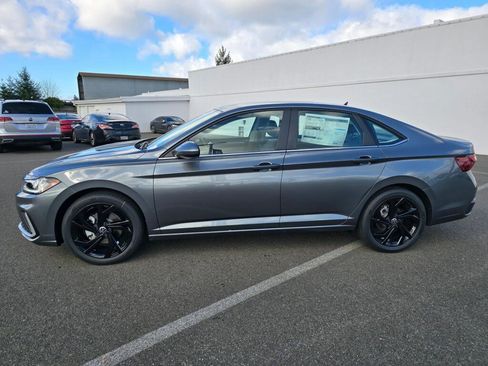 New 2026 Volkswagen Jetta SE FWD image 6