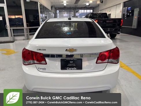 Used 2016 Chevrolet Cruze LS FWD image 7