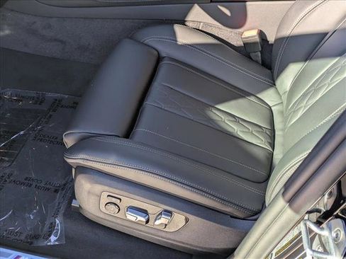 New 2026 BMW X5 xDrive50e w/ M Sport Package image 4