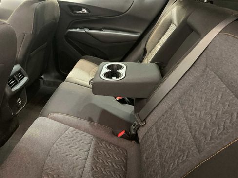Used 2022 Chevrolet Equinox LT image 5