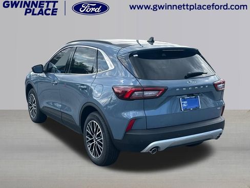 New 2026 Ford Escape PHEV image 30