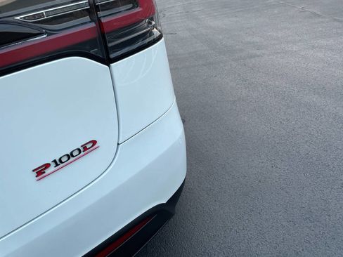 Used 2017 Tesla Model X P100D image 25