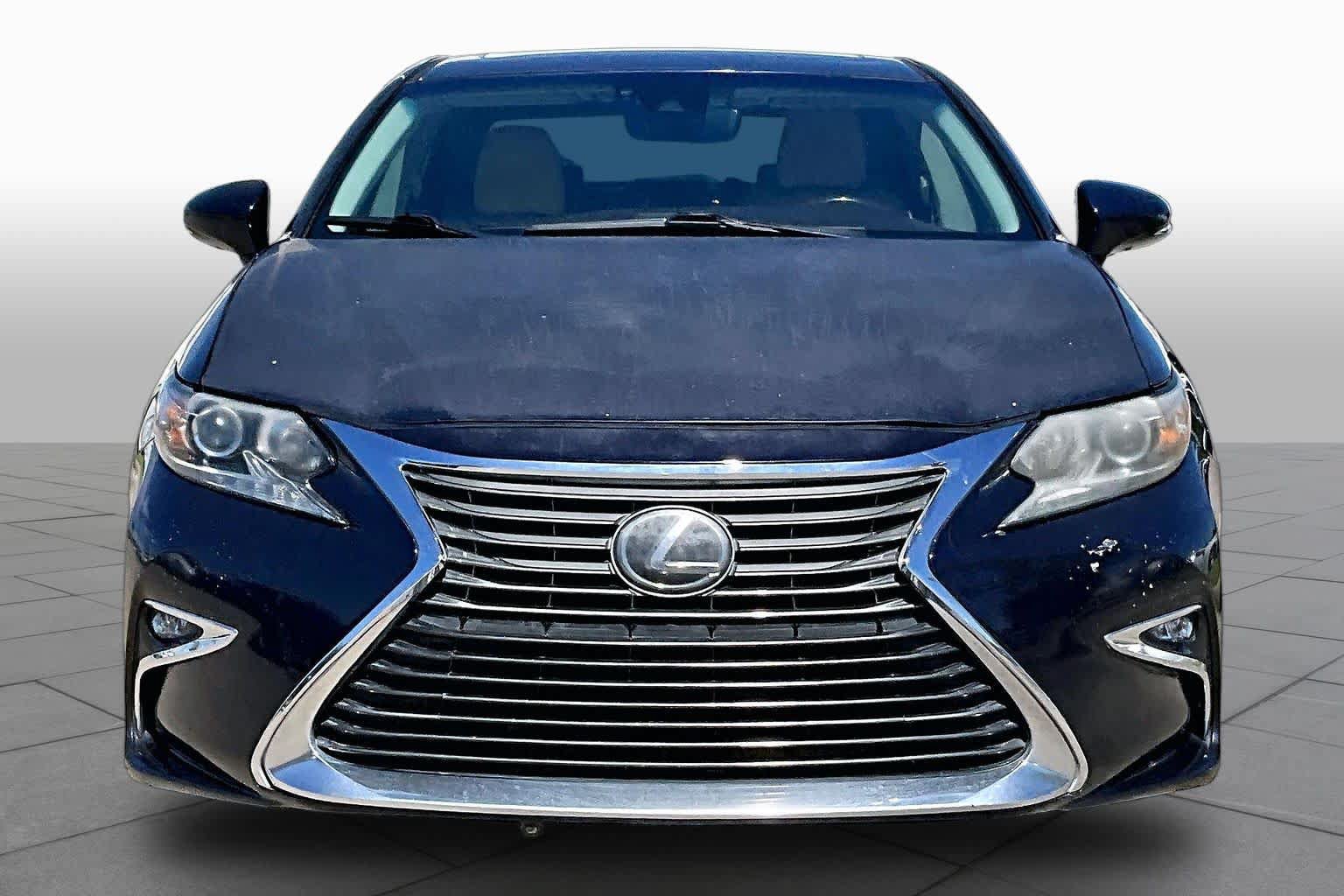 Used 2018 Lexus ES 350 F Sport w/ Accessory Package 2 FWD image 4