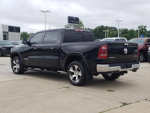 Used 2019 RAM 1500 Laramie AWD/4WD image 7