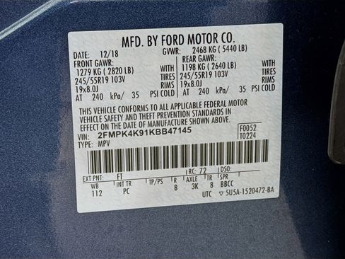 Used 2019 Ford Edge Titanium w/ Equipment Group 301A AWD/4WD image 34