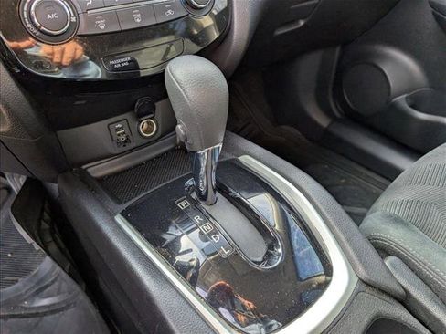Used 2016 Nissan Rogue S image 12