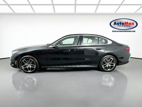 Used 2026 BMW 530i xDrive AWD/4WD image 9