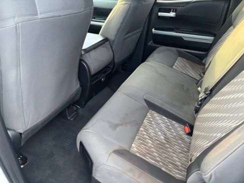 Used 2018 Toyota Tundra SR5 image 22