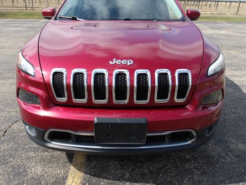 Used 2016 Jeep Cherokee Limited image 29