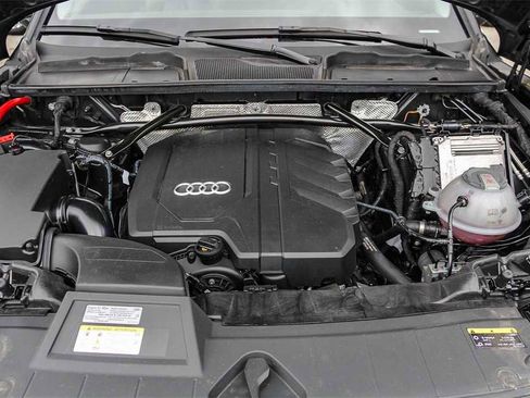 Used 2023 Audi Q5 2.0T Premium w/ Convenience Package image 27