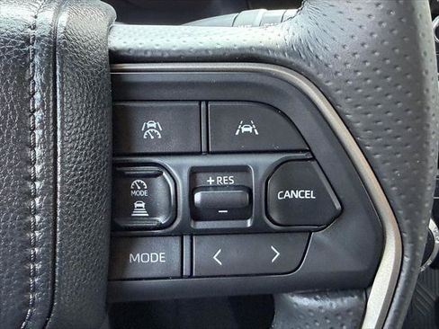 Certified 2026 Toyota 4Runner SR5 AWD/4WD image 27