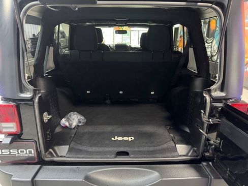 Used 2015 Jeep Wrangler Unlimited Sport w/ Quick Order Package 24S AWD/4WD image 10