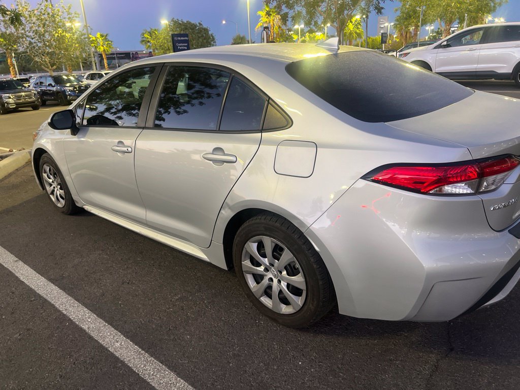 Used 2020 Toyota Corolla LE w/ Carpet Mat Package (TMS) FWD image 32