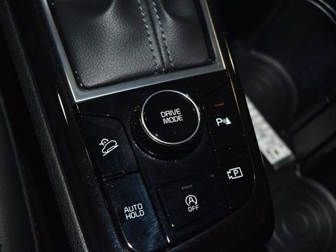 Used 2023 Kia Sportage SX image 18