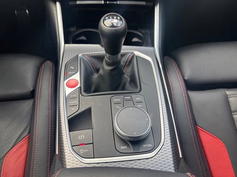 Used 2025 BMW M2 w/ Lighting Package image 5