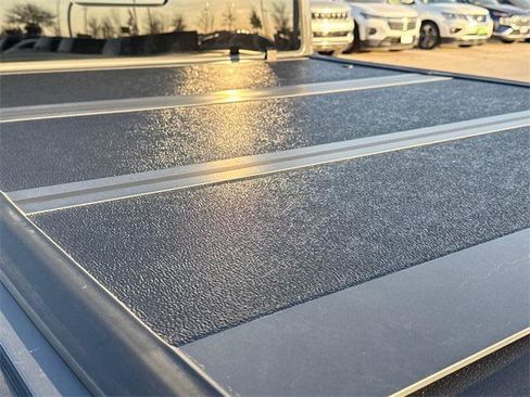 Certified 2023 Jeep Gladiator Overland image 10