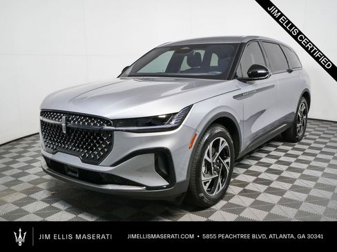 Used 2025 Lincoln Nautilus Premier w/ Jet Appearance Package AWD/4WD image 1