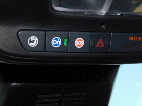 New 2026 Chevrolet Equinox ACTIV w/ Convenience Package III image 40