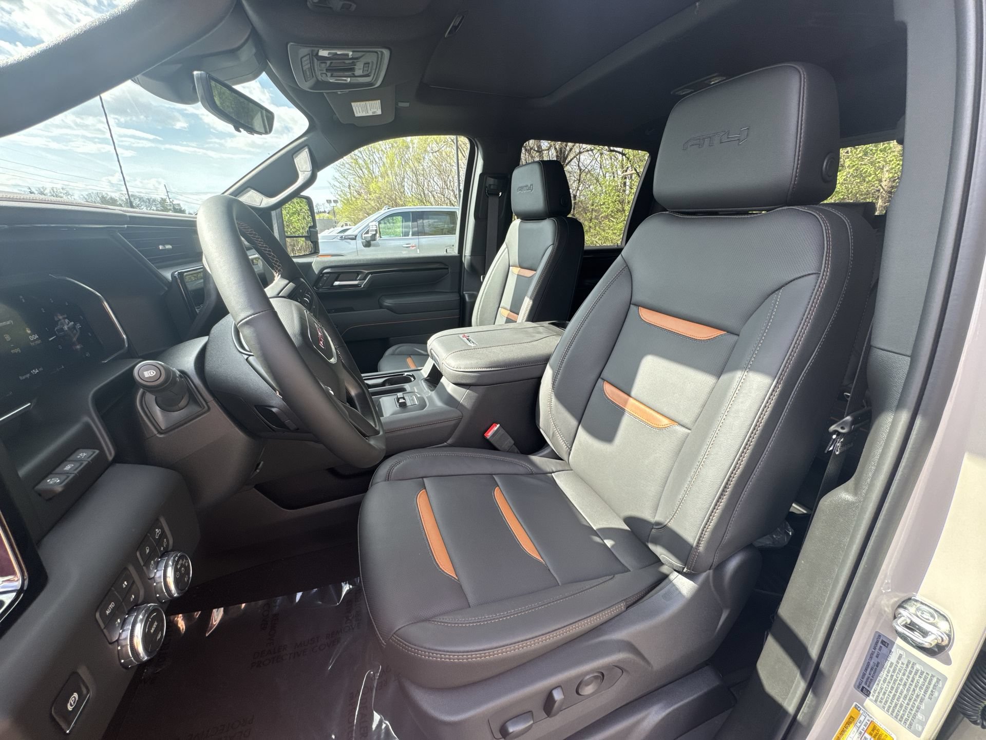 New 2026 GMC Sierra 2500 AT4 w/ AT4 Premium Plus Package AWD/4WD image 13