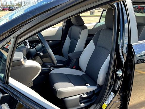 Used 2024 Toyota Corolla LE image 8