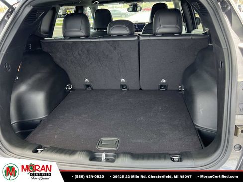 Used 2024 Jeep Compass Limited AWD/4WD image 11