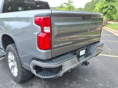 Certified 2020 Chevrolet Silverado 1500 LTZ AWD/4WD image 15