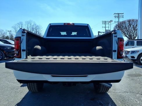 Used 2025 RAM 2500 Big Horn image 16